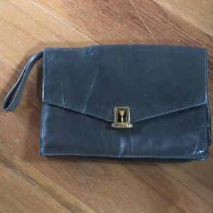 Moreschi wristlet